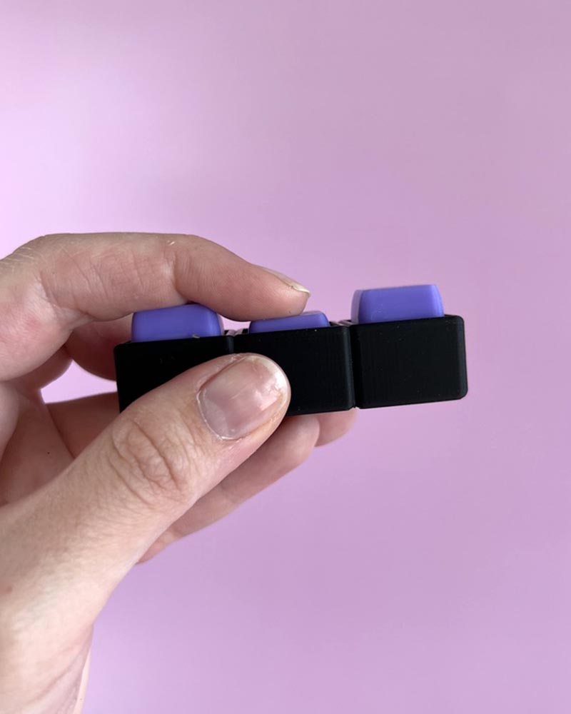 3 Key Textured Clicker Fidget Toy