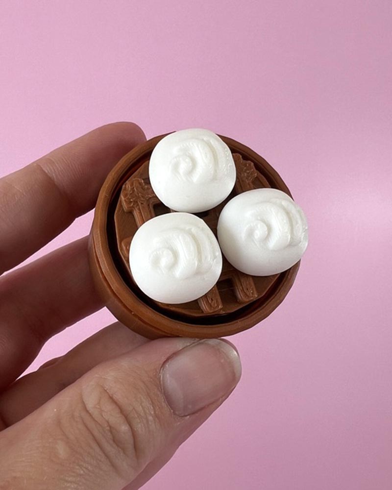 Boa Bun Basket Fidget Toy