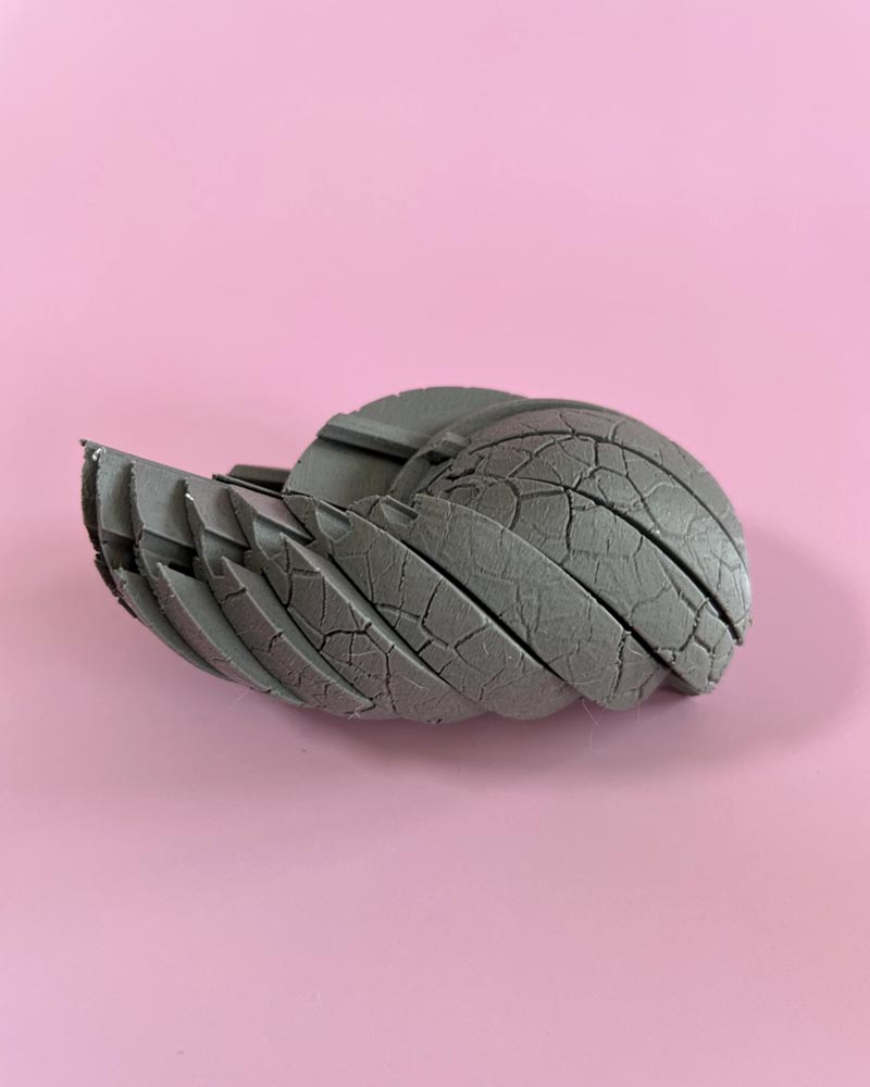 Cracked Earth Egg Flexi Fidget Toy