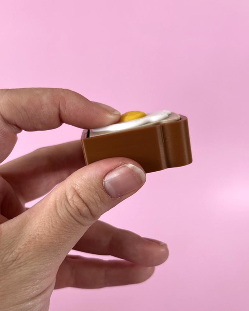 Egg on Toast Clicker Fidget Toy