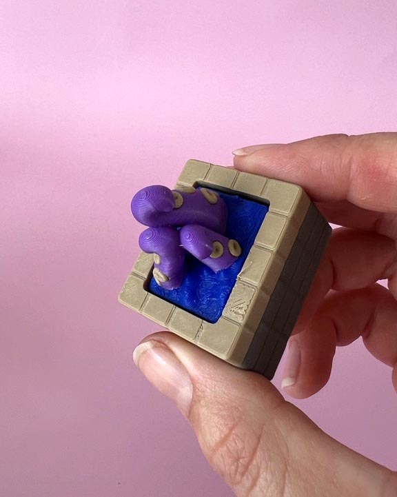 Kraken in a Pool Fidget Toy