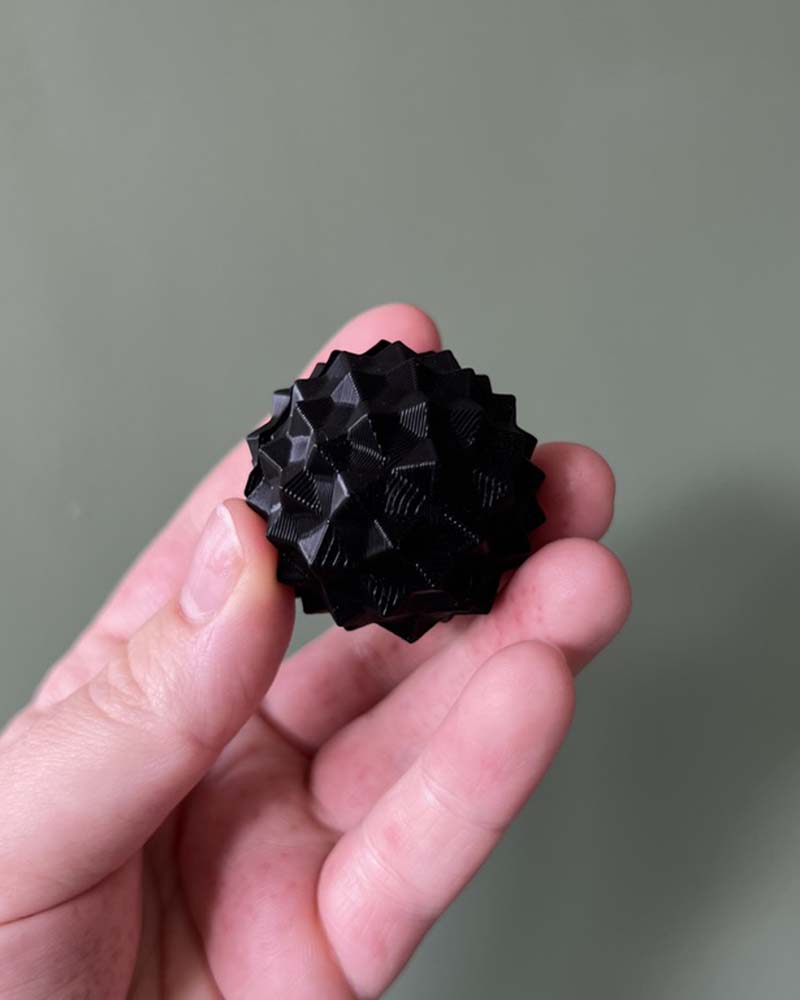 Spiky Clicker Ball