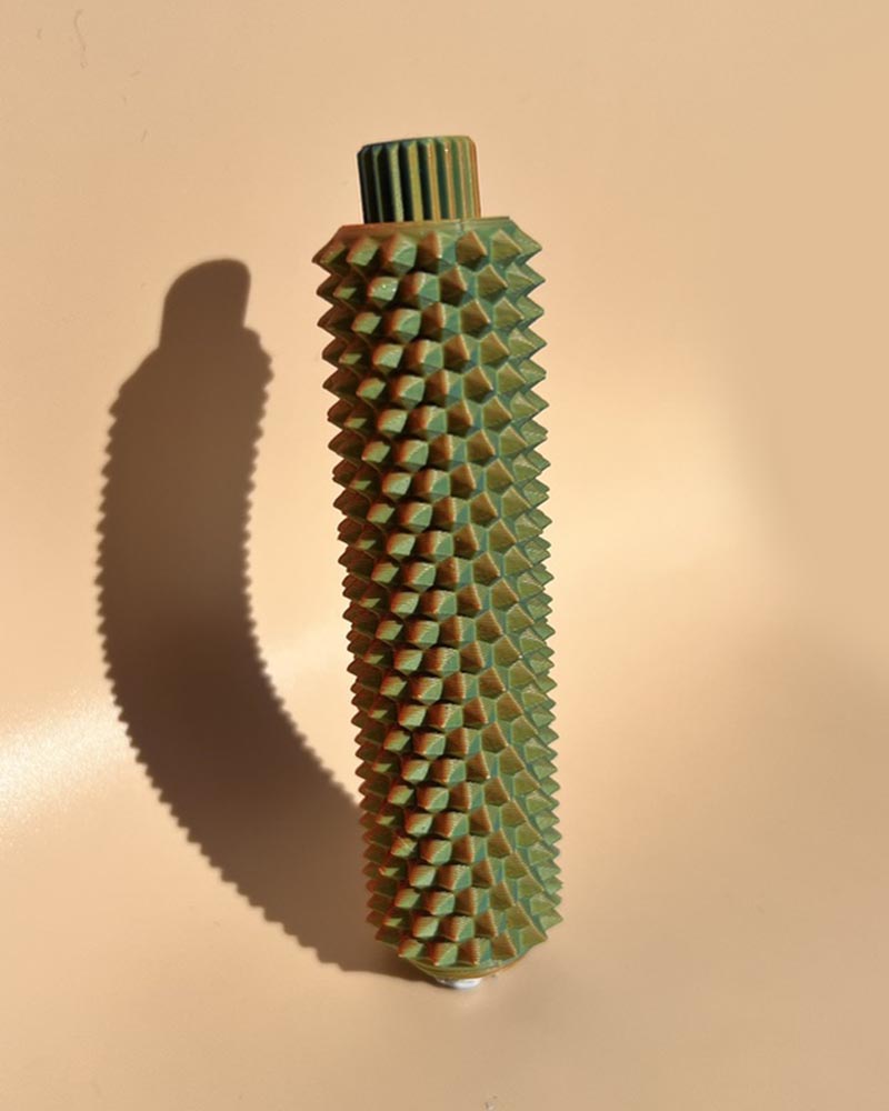 Twisty Click Spiked Fidget Roller