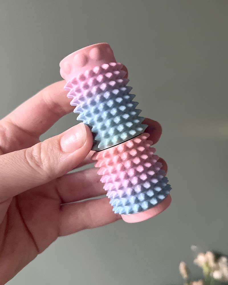 Twisting Spiked Stim Keychain